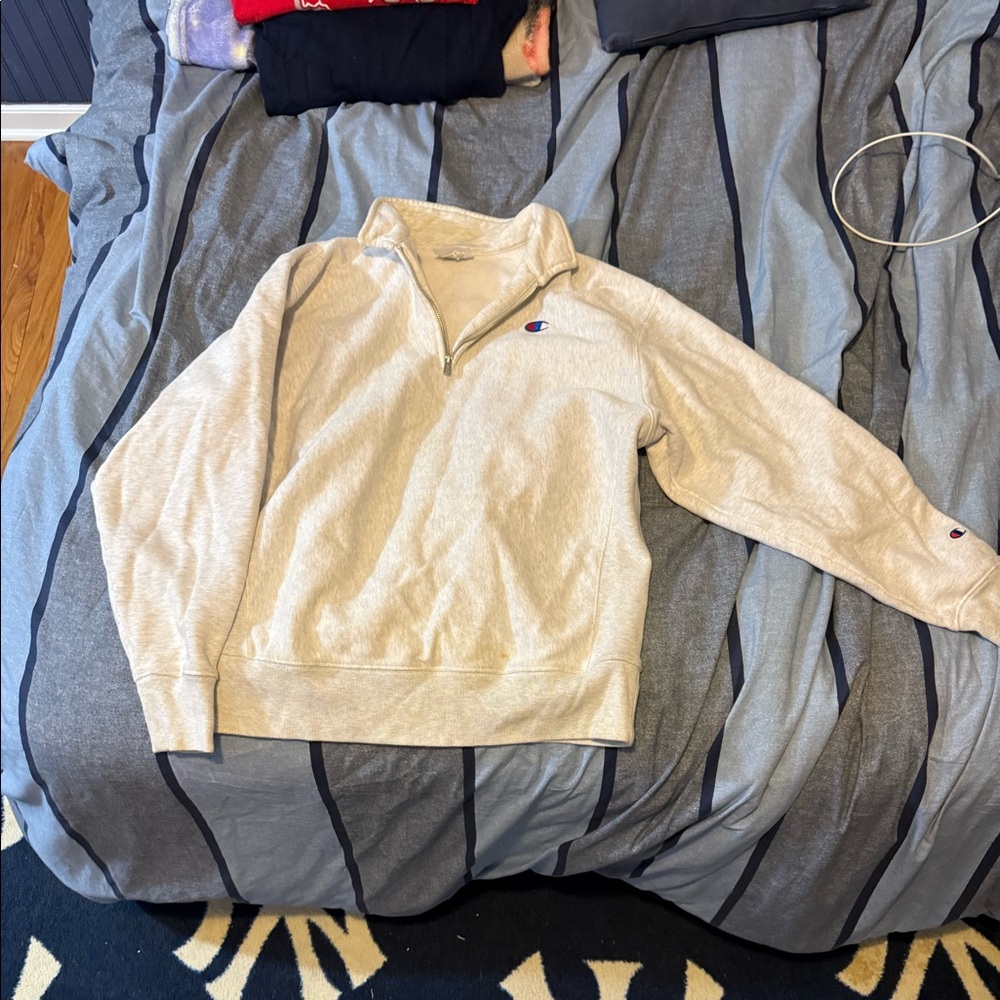 Champion grey quarter zip sweatshirt Size L